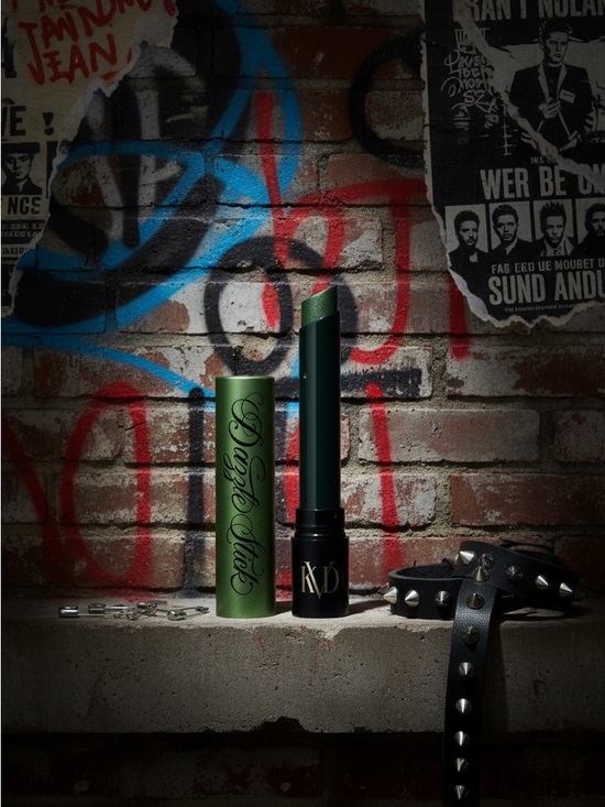 Kat Von D Dazzle Stick - Picture 2 of 6